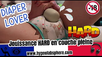 Amoureux Des Couches La Jouissance En Couche Pleine thumbnail