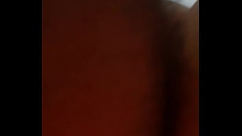 Сучка кончает