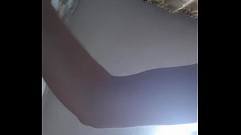 Сучка кончает