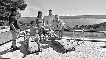 Tantalizing tourists chapter 2 bi blondes candee licious and shalina devine initiate a dp gangbang gp3198