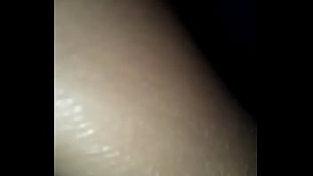 Se deja tocar gime de placer