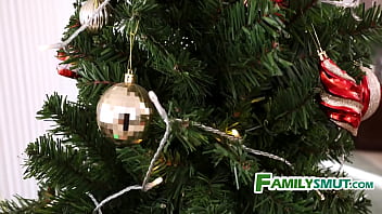 Fucking my stepsis and stepmom's wet machine on christmas morning