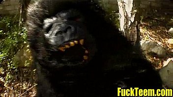 The fuck teem sucks a dude in costumes dick