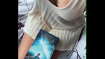 Fuck my wet pussy while i read my book