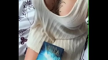 Fuck my wet pussy while i read my book