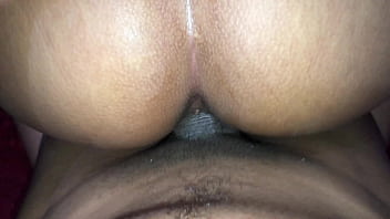 Minha melhor amiga pediu pra gozar na buceta dela