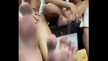 A cor do pés da princesa