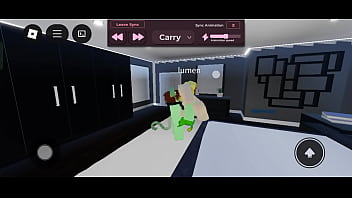 Follando en roblox