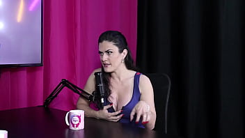 Muitas mulheres são machistas e tem que estar ajudando as outras amanda smell sheer red