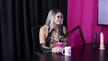 Muitas mulheres são machistas e tem que estar ajudando as outras amanda smell sheer red