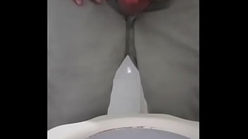 Mi Faccio Una Pisciata thumbnail