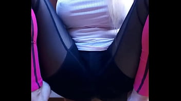 Adore my new leggings #pee #piss #peeing #desperation #leggings #wetpants #pantwetting