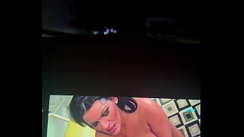 T’as vu un peu mon autoradio les vidéos hard en voiture sur route ouverte