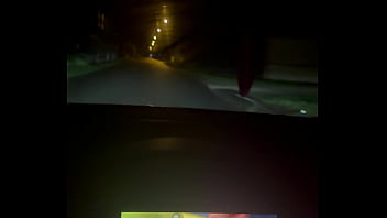 T’as vu un peu mon autoradio les vidéos hard en voiture sur route ouverte