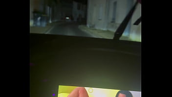 T’as vu un peu mon autoradio les vidéos hard en voiture sur route ouverte