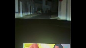 T’as vu un peu mon autoradio les vidéos hard en voiture sur route ouverte
