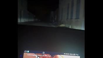 T’as vu un peu mon autoradio les vidéos hard en voiture sur route ouverte