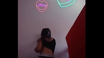Gosto de ser exibida vem mais machos me comer Gosto de ser exibida vem mais machos me comer