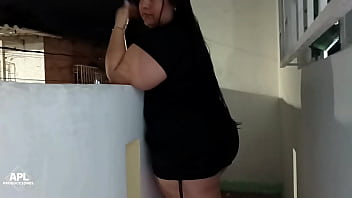Con Camara Escodida Grabo A La Puta De Mi Vecina A Quien Le Subo El Animo Con Una Buena Follada thumbnail