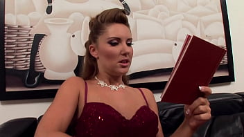 Gorgeous blonde girl fucks taking it even in the ass and enjoy like crazy