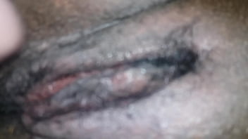 Recibe mi leche mientras se masturba