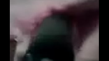 B Mama Masturbation Sent Over Phone thumbnail