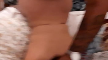 Loud screaming that pussy up