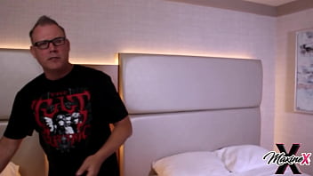 Lucky delivery guy tommy utah fucks maxine x oriental holes