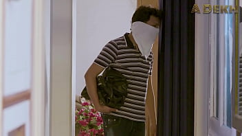 Akeli seducing horny girl very nice video