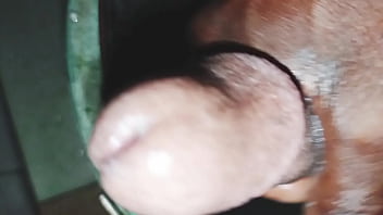 Wetjuicypussy1 sweet masupaytion video in lagos xvidoe