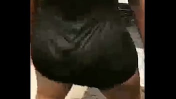 Tweak butt