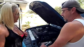 Nymphomaniac milf will get her pussy fucked