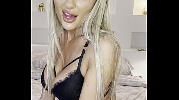 Hot blonde chilled but horny only mollyvolk