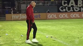 Flamengo é fudido pelo bragantino