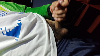 Big cock of young man ends up cumming in spurts