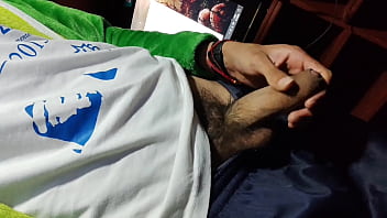 Big cock of young man ends up cumming in spurts