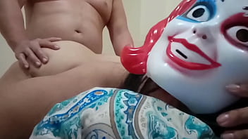 Madrastra culona gana apuesta y lo celebra follando duro con su hijastro sexo real casero amateur