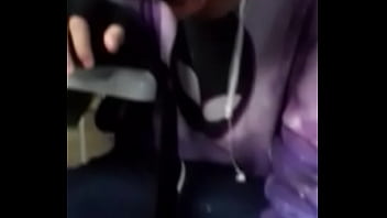 Metendo camisinha no nariz memo