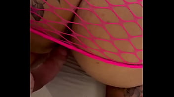 Quer colocar a cabecinha na minha portinha e sentir como sou quentinha