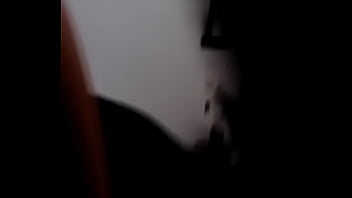 Comiéndose todo encima