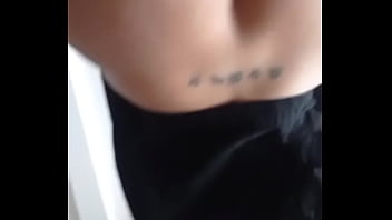 Comiéndose todo encima