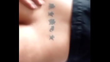 Comiéndose todo encima