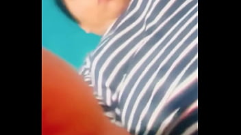 ¿quieres ver lo mojada que estoy