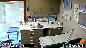 Freshman gets mandatory hitachi orgasm from doctor tampa ami rogue