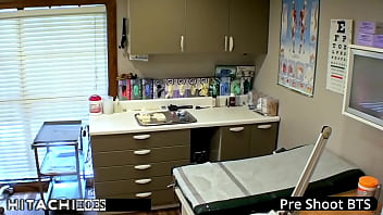 Freshman gets mandatory hitachi orgasm from doctor tampa ami rogue