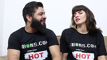 Namoradinha deu o cuzinho em troca de sorvete