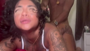 Minha enteada me levou pra favela e me deu gostoso antes da minha esposa chegar completo