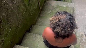 Minha enteada me levou pra favela e me deu gostoso antes da minha esposa chegar completo