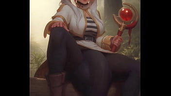 Hermosa chica de cabello blanco sentada en el bosque