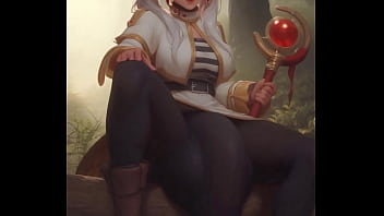 Hermosa chica de cabello blanco sentada en el bosque